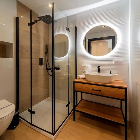 Invest Centrum Park 6 Apartamento