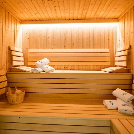 Invest Centrum Park 6 דירה